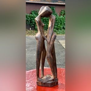 Vintage Hand Carved African Ebony Wood Figurine 2 Figures Kissing TANZANIA